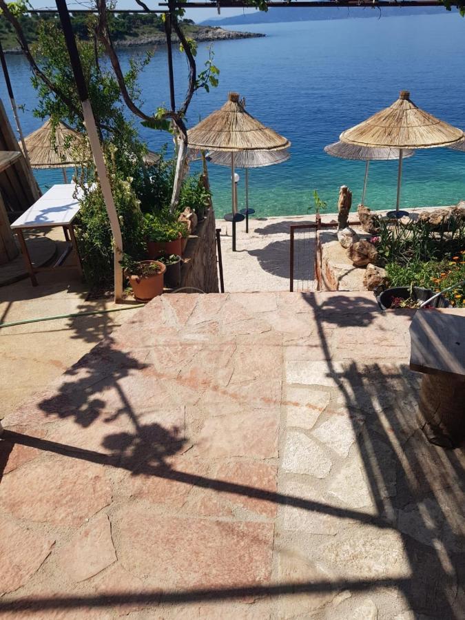Villa Xhefri Sarandë Exterior foto